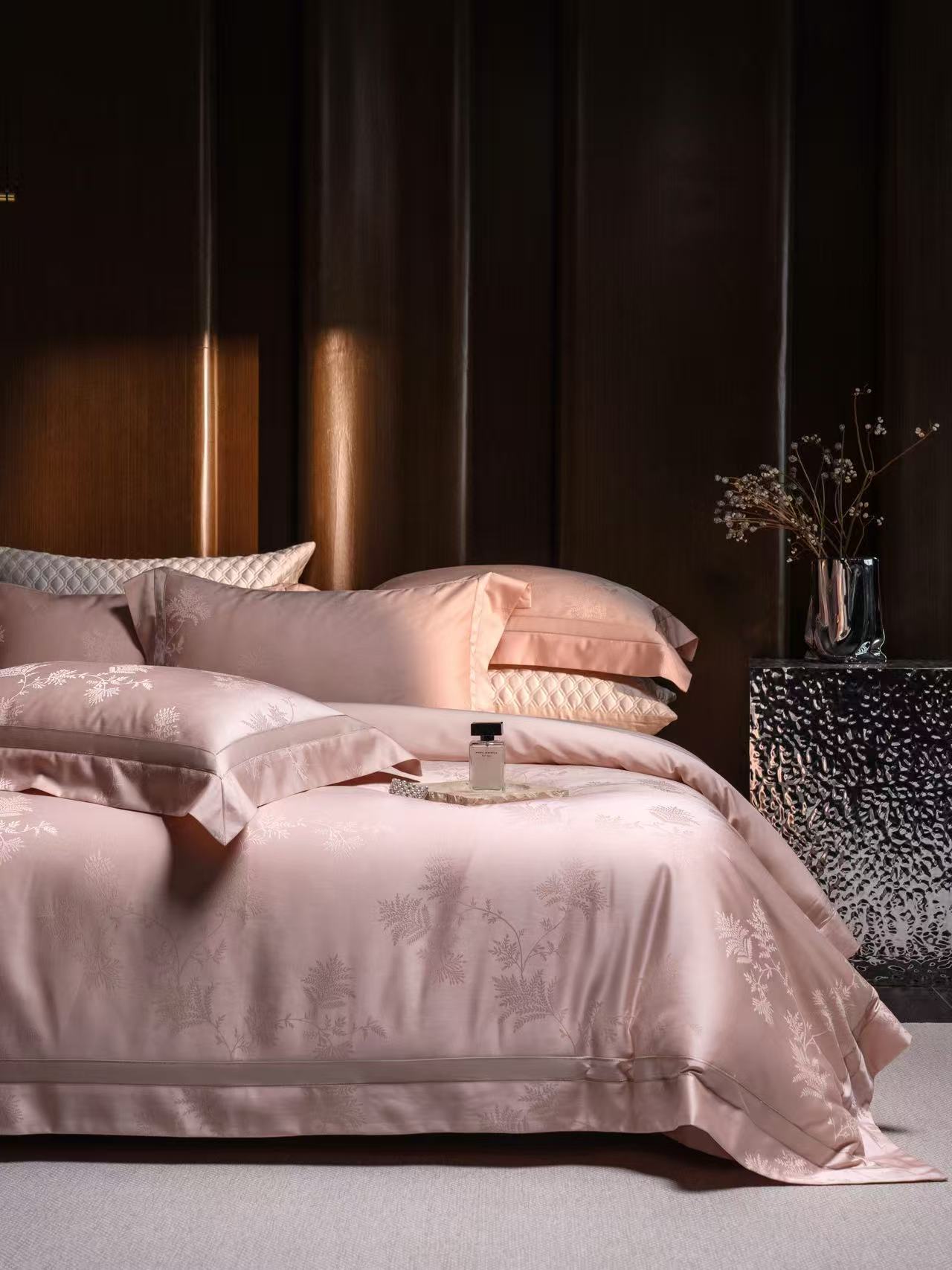 럭셔리 핑크 플로럴 자카드 침구 세트, 이불 커버 세트 - Luxury Home Textiles Usa 리뷰 및 가격